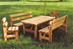 Set LUCA: tavolo panche e sedie, spessore tavola mm.35